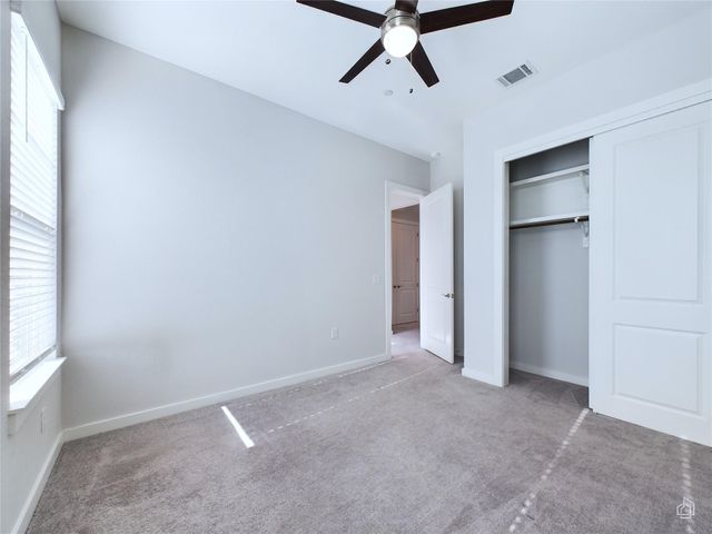 12001 Vista Parke DR 904, Austin, TX 78726