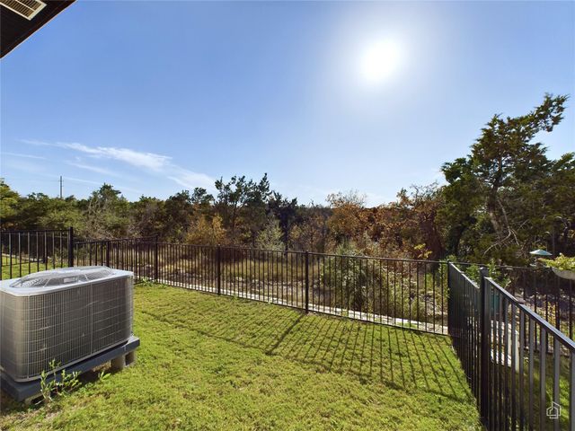 12001 Vista Parke DR 904, Austin, TX 78726
