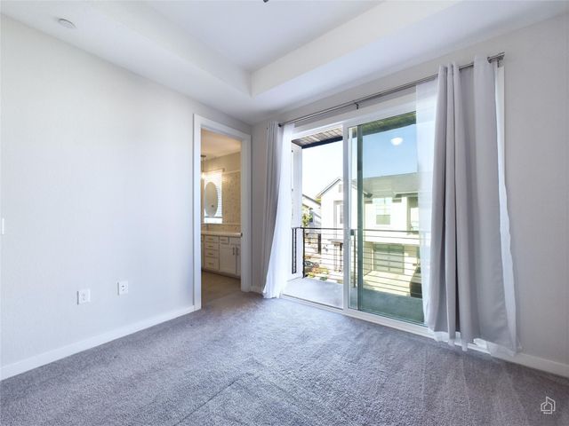 12001 Vista Parke DR 904, Austin, TX 78726