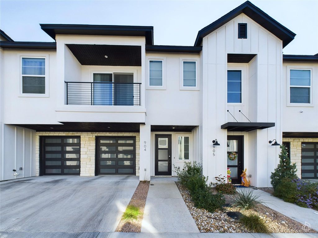 12001 Vista Parke DR 904, Austin, TX 78726