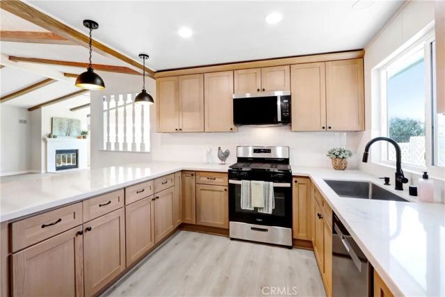 10002 Frontier, Cherry Valley, CA 92223