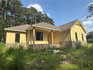 346 J M Burge Rd., Hattiesburg, MS 39402