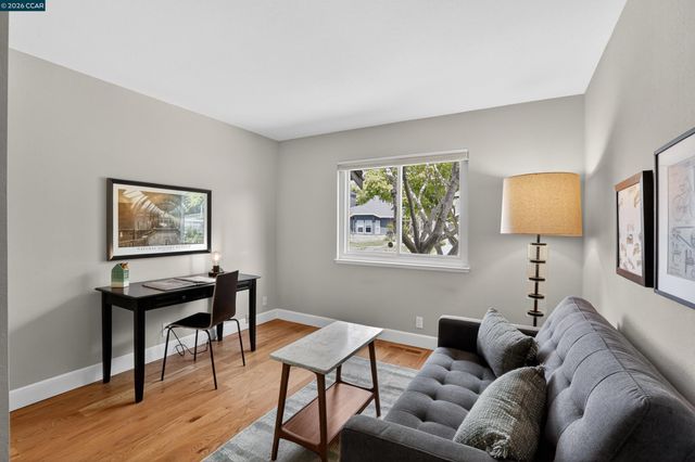22 Williams Dr, Moraga, CA 94556