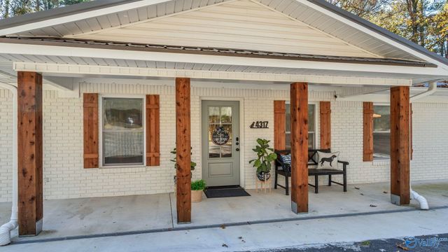 4317 Morrow Street, Guntersville, AL 35976