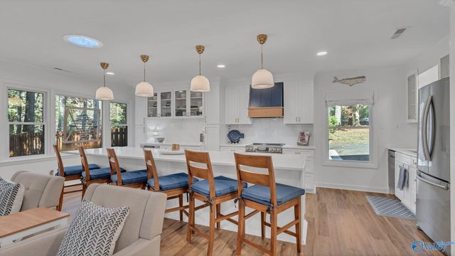 4317 Morrow Street, Guntersville, AL 35976