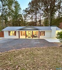 4317 Morrow Street, Guntersville, AL 35976