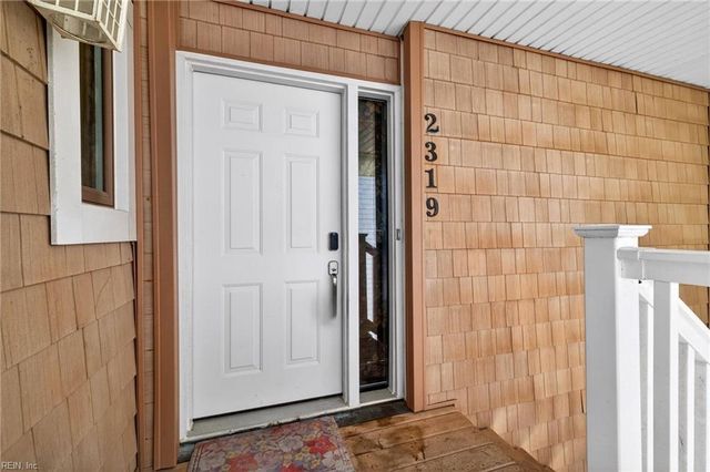2319 Beach Castle LN, Virginia Beach, VA 23451