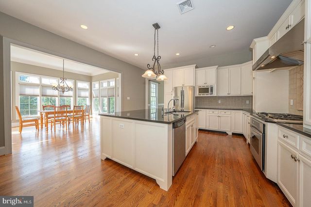 23 FETTERS MILL DR, Malvern, PA 19355
