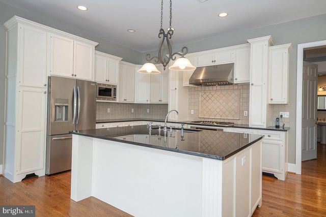 23 FETTERS MILL DR, Malvern, PA 19355
