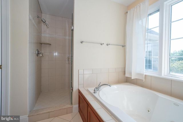 23 FETTERS MILL DR, Malvern, PA 19355