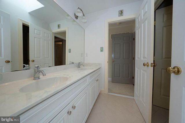 23 FETTERS MILL DR, Malvern, PA 19355