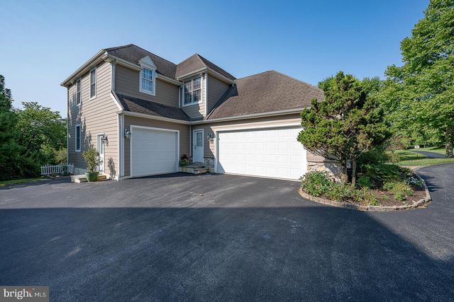 23 FETTERS MILL DR, Malvern, PA 19355