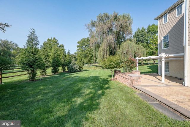23 FETTERS MILL DR, Malvern, PA 19355