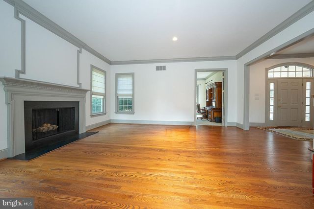 23 FETTERS MILL DR, Malvern, PA 19355