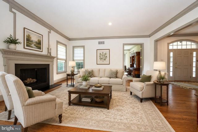 23 FETTERS MILL DR, Malvern, PA 19355