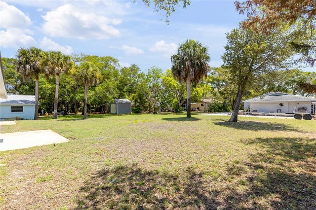 797 E 9TH AVENUE, New Smyrna Beach, FL 32169