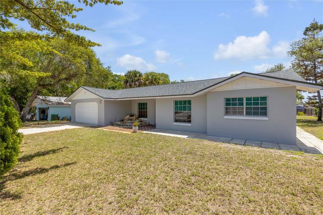 797 E 9TH AVENUE, New Smyrna Beach, FL 32169