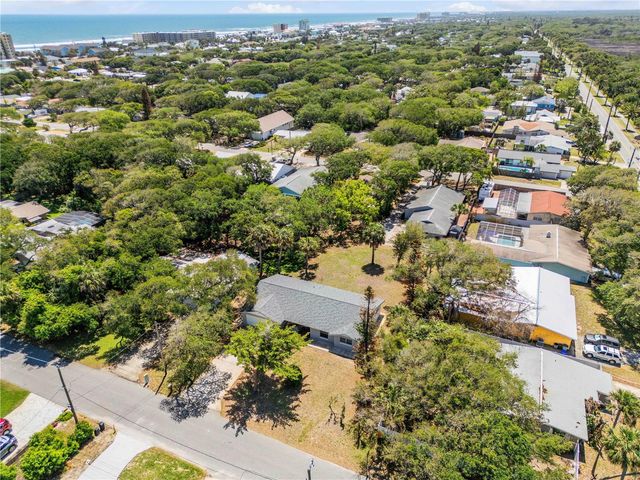797 E 9TH AVENUE, New Smyrna Beach, FL 32169