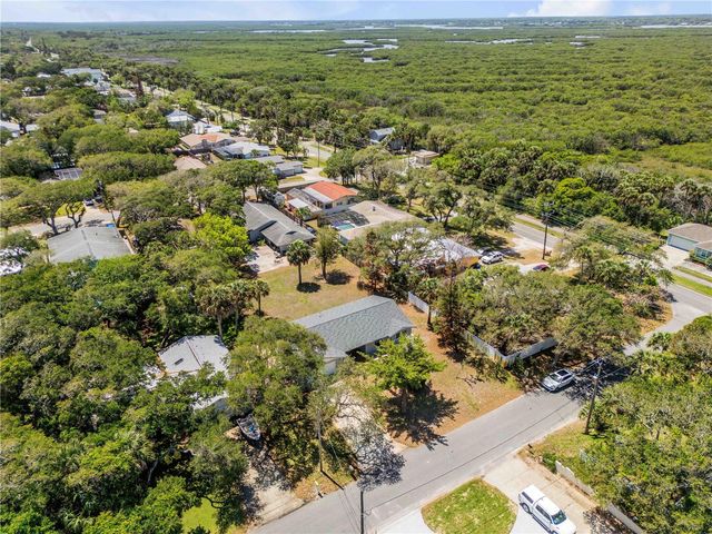 797 E 9TH AVENUE, New Smyrna Beach, FL 32169