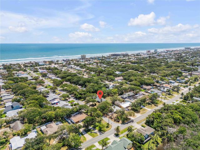 797 E 9TH AVENUE, New Smyrna Beach, FL 32169