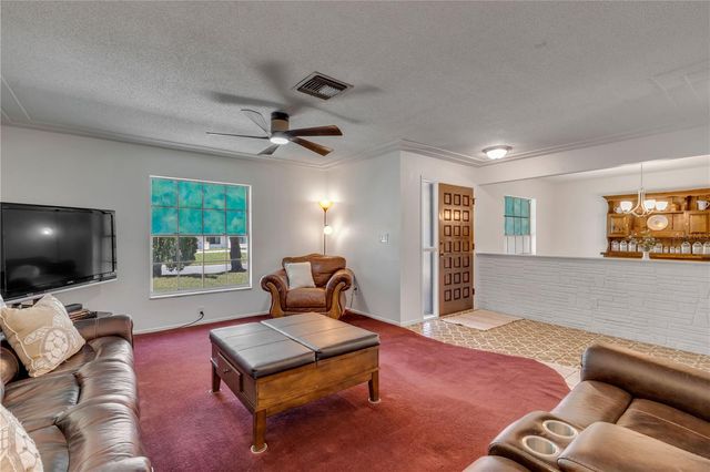 797 E 9TH AVENUE, New Smyrna Beach, FL 32169