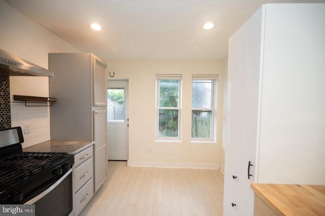 148 E DUVAL ST, Philadelphia, PA 19144
