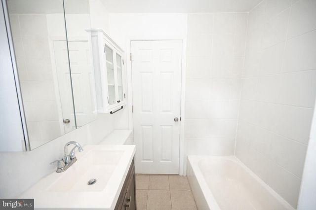 148 E DUVAL ST, Philadelphia, PA 19144