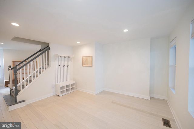 148 E DUVAL ST, Philadelphia, PA 19144