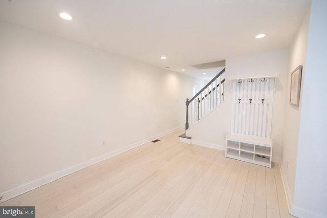 148 E DUVAL ST, Philadelphia, PA 19144