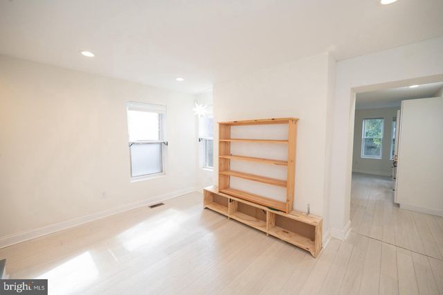 148 E DUVAL ST, Philadelphia, PA 19144