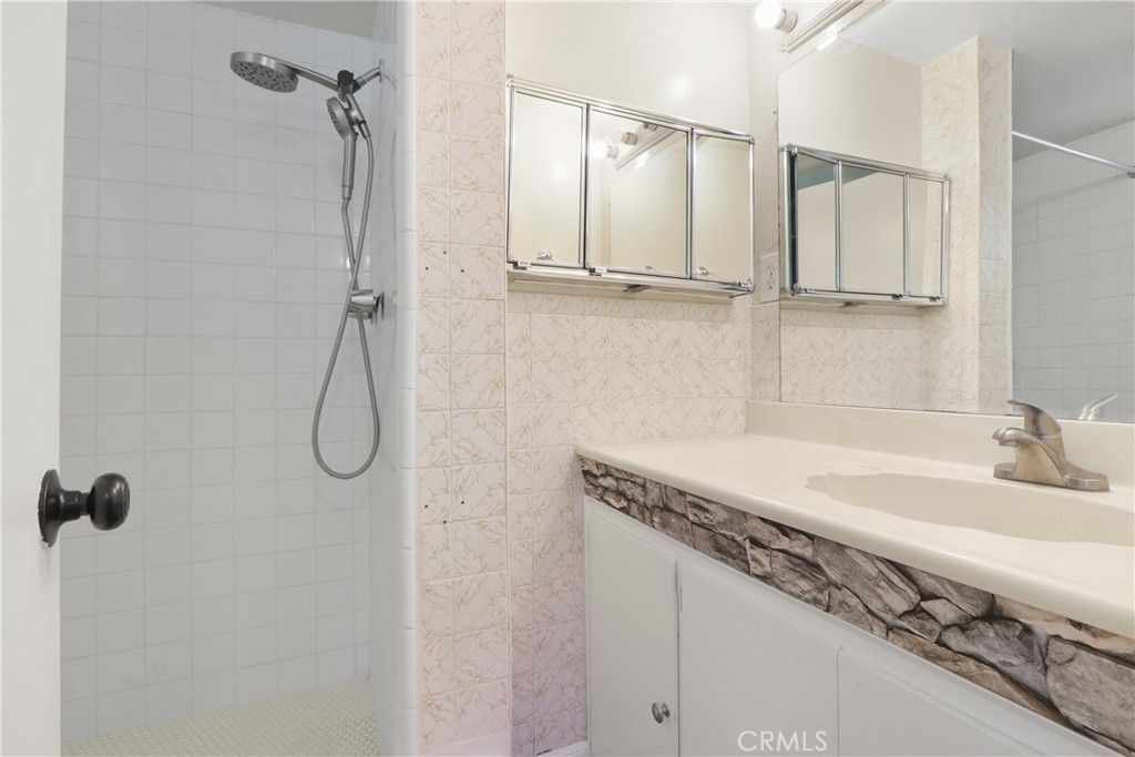 Image 15 of property listing at 1317 S Ardilla, West Covina, CA 91790