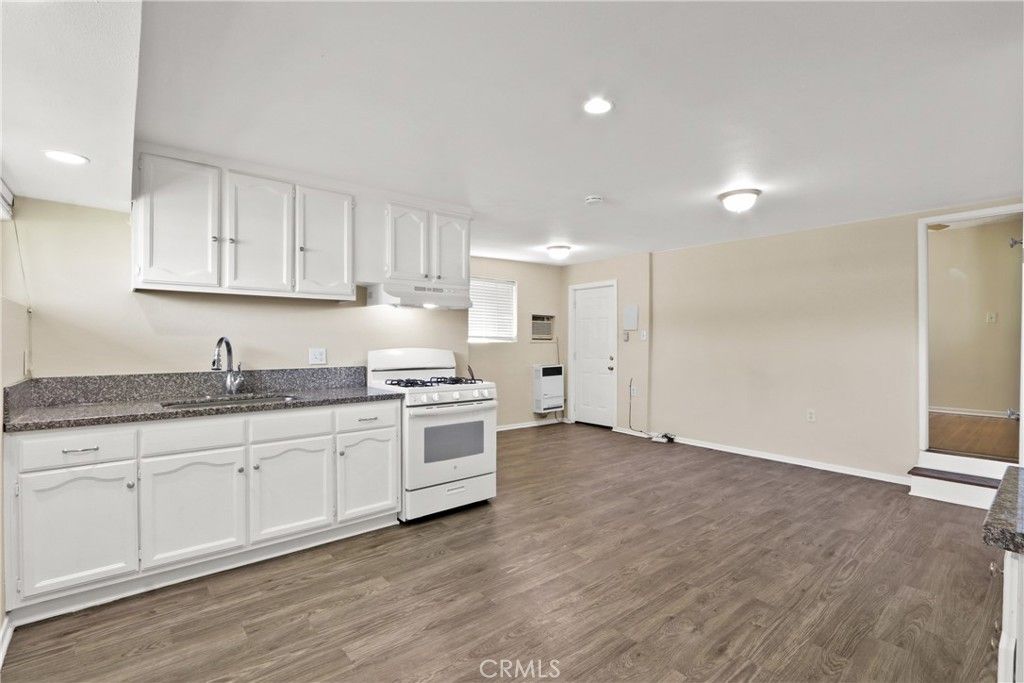 Image 25 of property listing at 1317 S Ardilla, West Covina, CA 91790