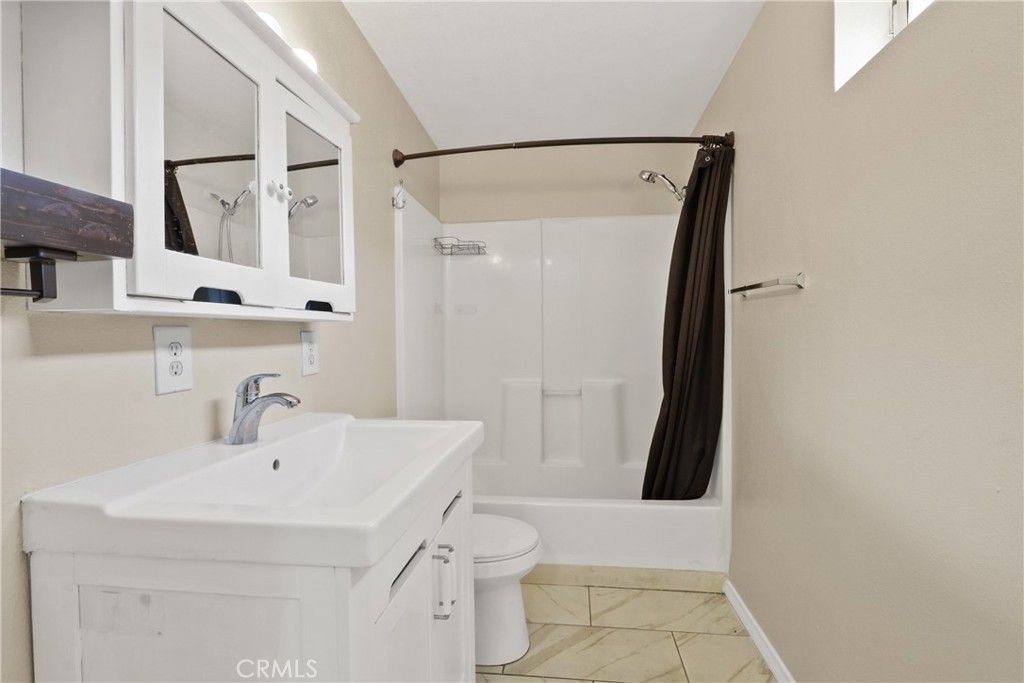 Image 31 of property listing at 1317 S Ardilla, West Covina, CA 91790