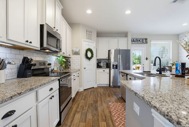 1612 ALVIN CIR, New Braunfels, TX 78130