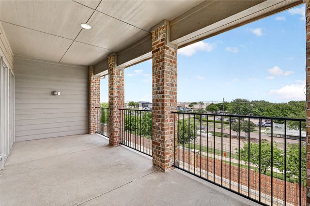 1511 Perrin Lane, Farmers Branch, TX 75234