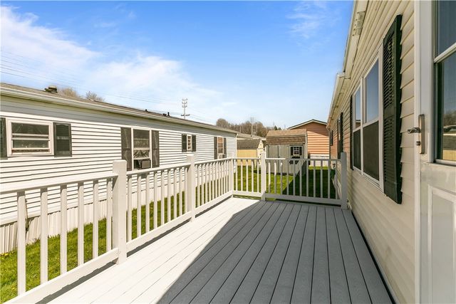 92 Bayview Parkway, Middletown, RI 02842