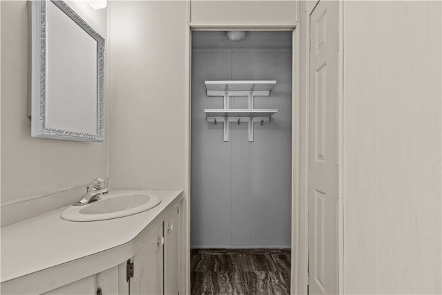 92 Bayview Parkway, Middletown, RI 02842