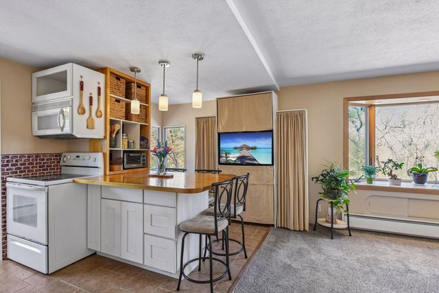 2417 Ford Road, Hopkins, MN 55305