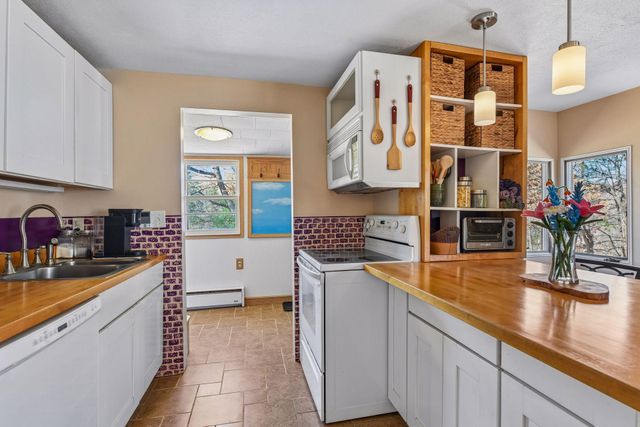 2417 Ford Road, Hopkins, MN 55305