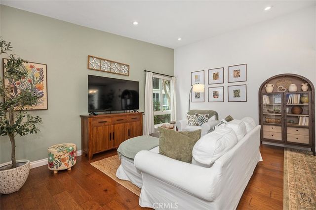 64 Calle Cadiz H, Laguna Woods, CA 92637
