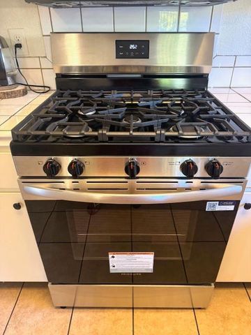 1032 Souza St, Turlock, CA 95380