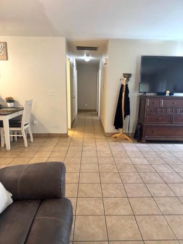 1032 Souza St, Turlock, CA 95380