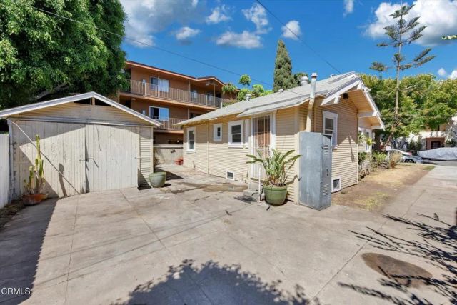1035 Ohio Avenue, Long Beach, CA 90804