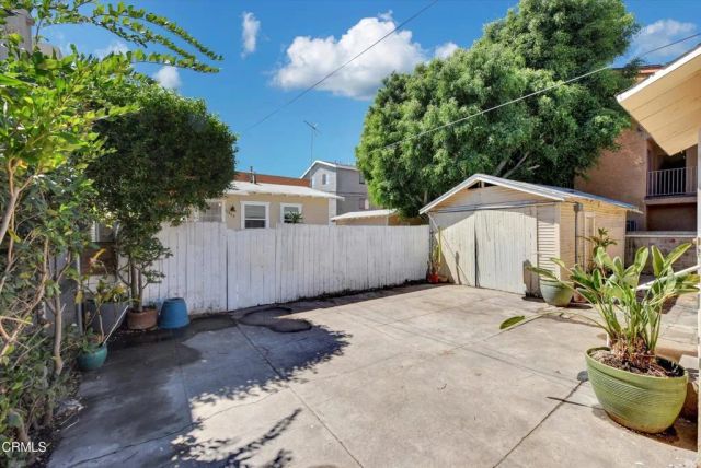 1035 Ohio Avenue, Long Beach, CA 90804