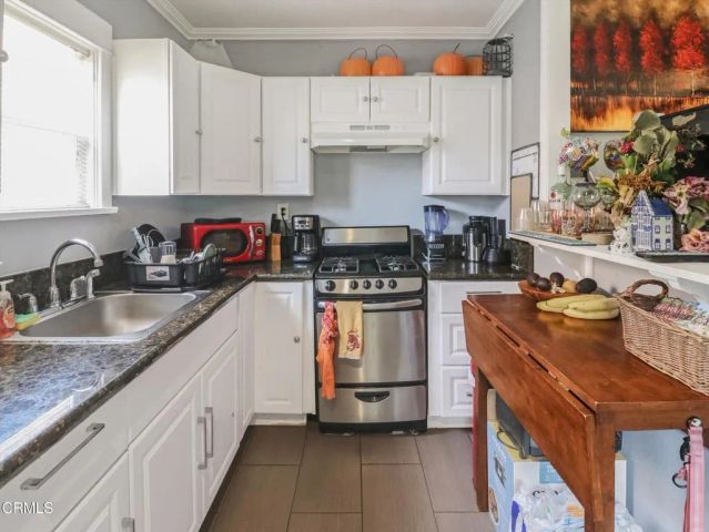1035 Ohio Avenue, Long Beach, CA 90804