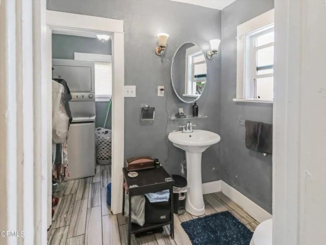 1035 Ohio Avenue, Long Beach, CA 90804