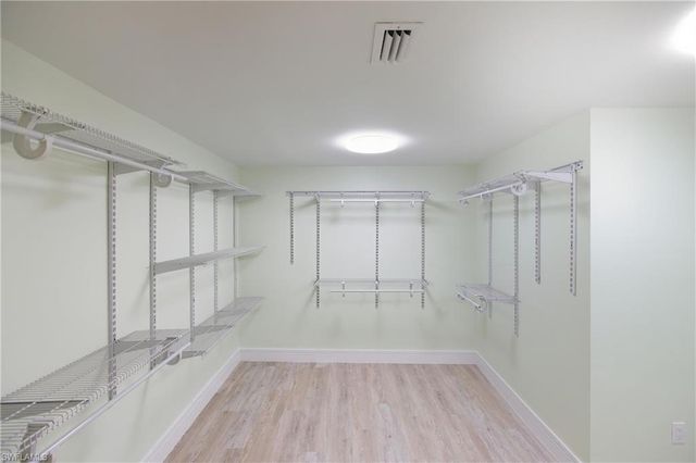 2316 Gulf Shore BLVD N # 411, Naples, FL 34103