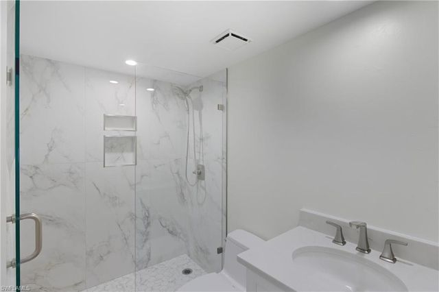 2316 Gulf Shore BLVD N # 411, Naples, FL 34103