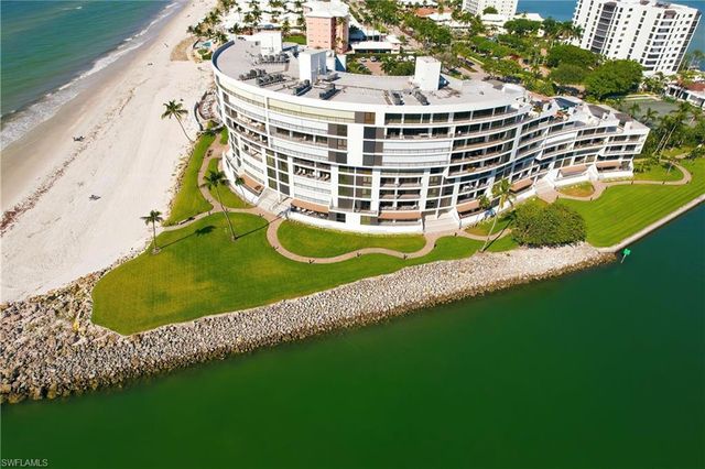 2316 Gulf Shore BLVD N # 411, Naples, FL 34103