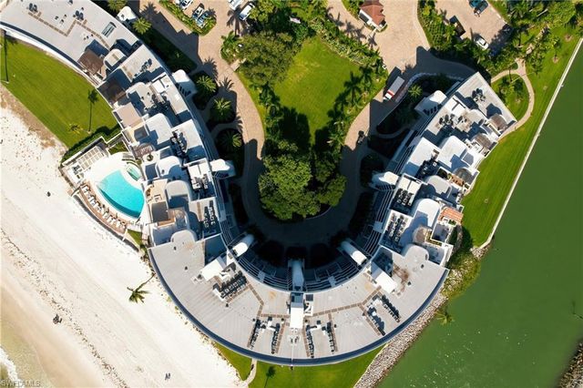 2316 Gulf Shore BLVD N # 411, Naples, FL 34103